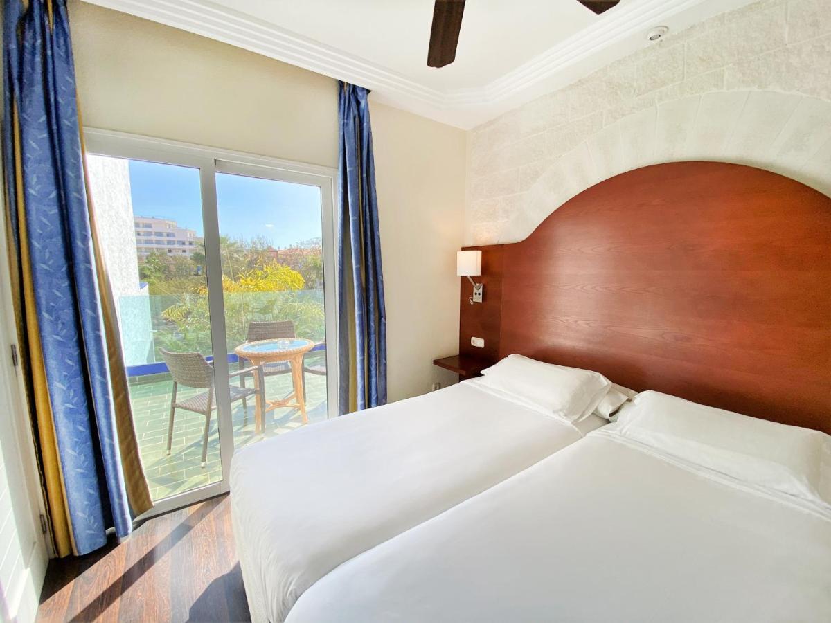 Park Club Europe Hotel ปลายาเดลาสอเมริกาส ภายนอก รูปภาพ